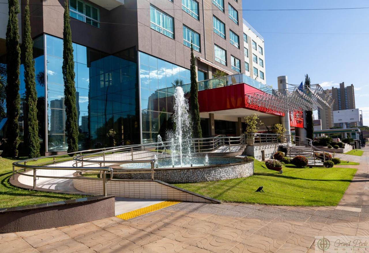 Hotel Grand Park Кампу-Гранди Экстерьер фото