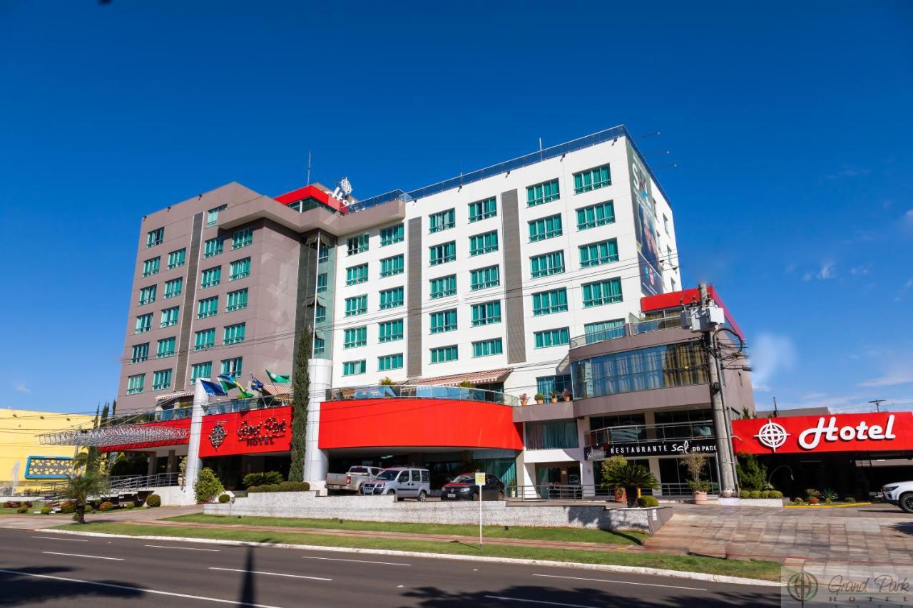 Hotel Grand Park Кампу-Гранди Экстерьер фото