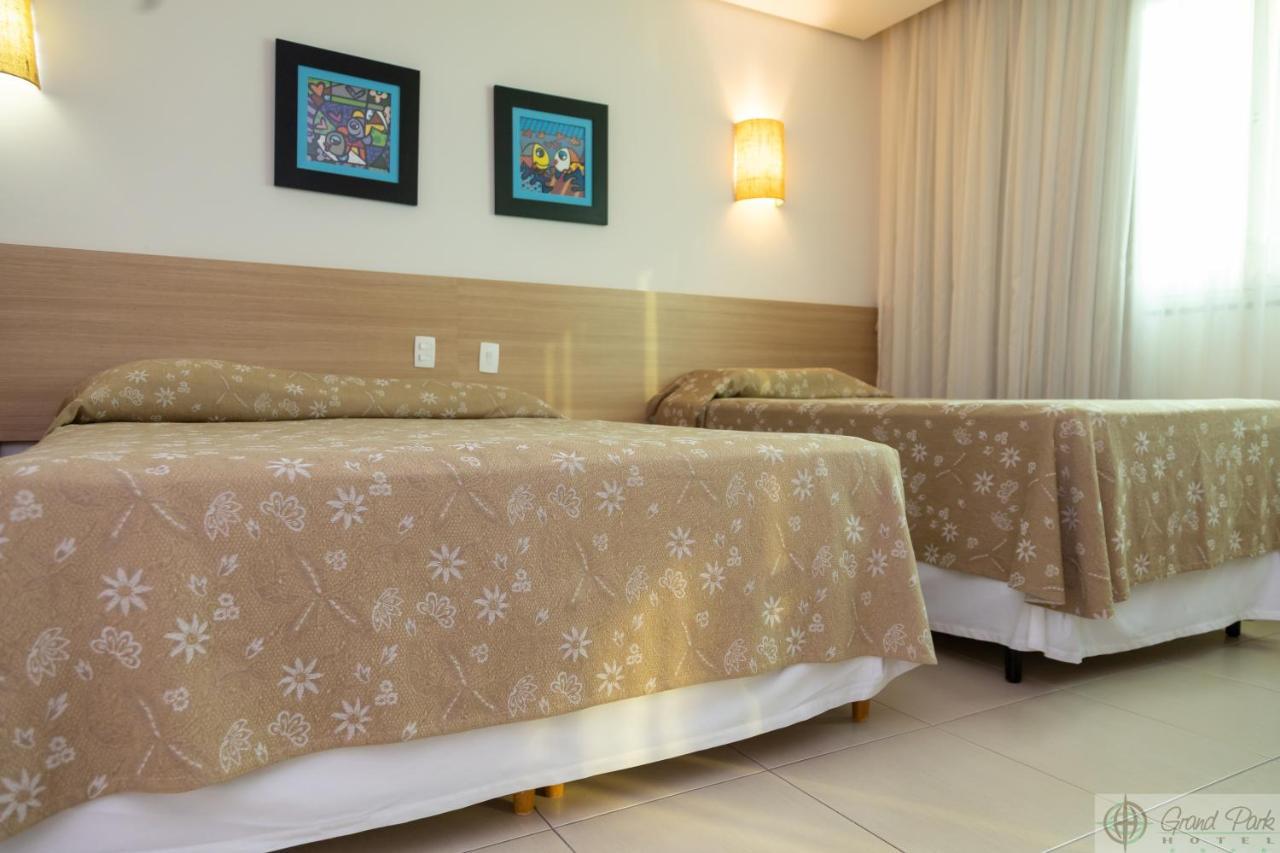 Hotel Grand Park Кампу-Гранди Экстерьер фото